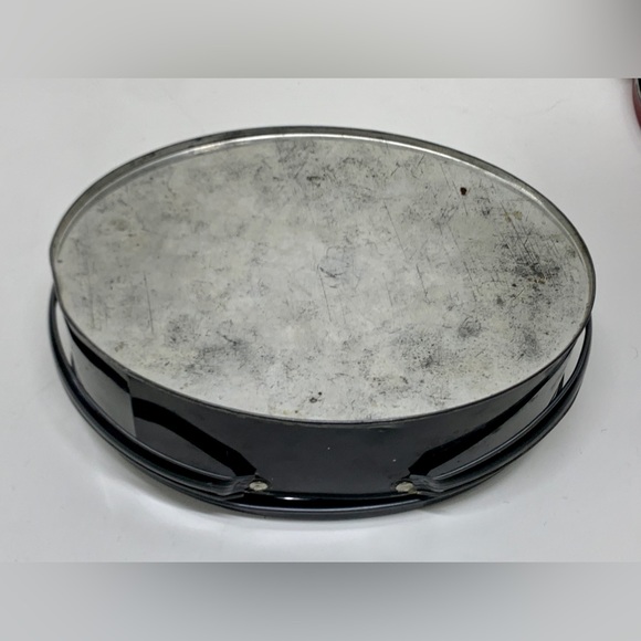 Early Mid Century Vintage Rose Floral Pattern Metal Lidded Handled Biscuit Tin - Picture 13 of 16